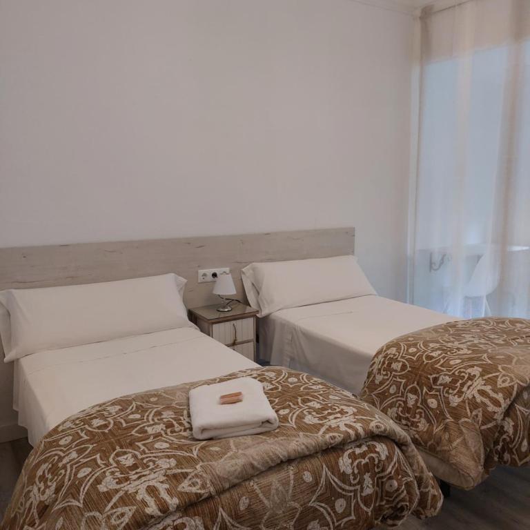 Pensión Saint Mateo - Habitación Doble con baño compartido - 2 camas - 23