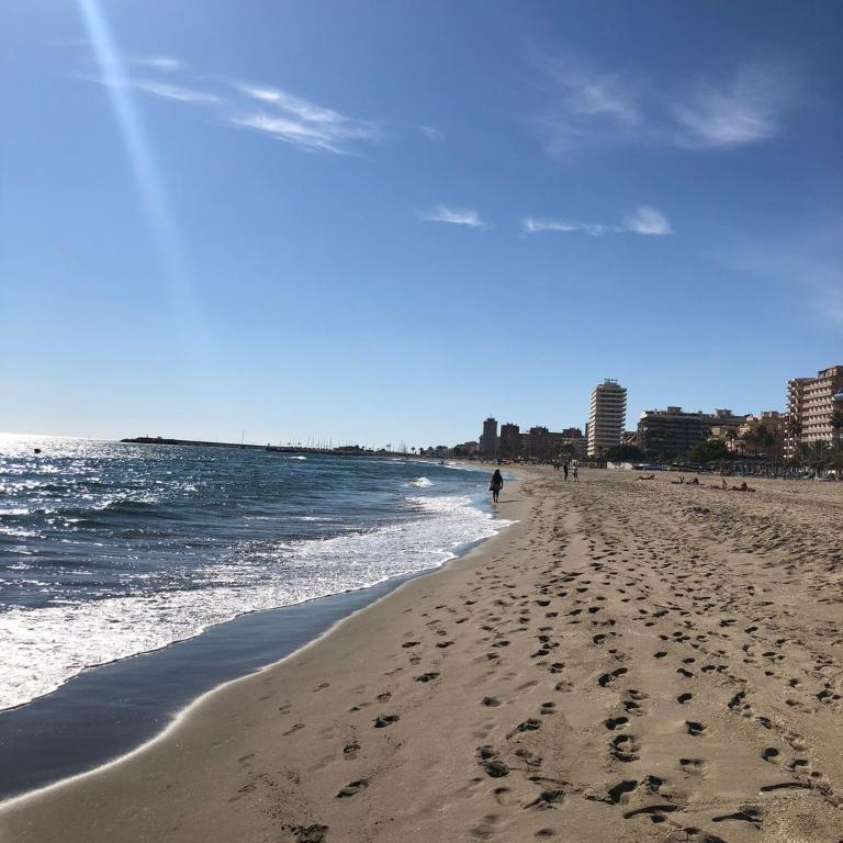 New City Penthouse near beach with sunny balcony - Apartamento de 1 dormitorio - 37