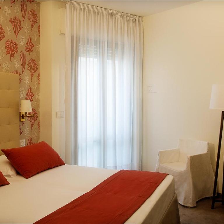 Hotel Atlantico - Camera Matrimoniale/Doppia con Letti Singoli con Vista Mare Parziale - 1