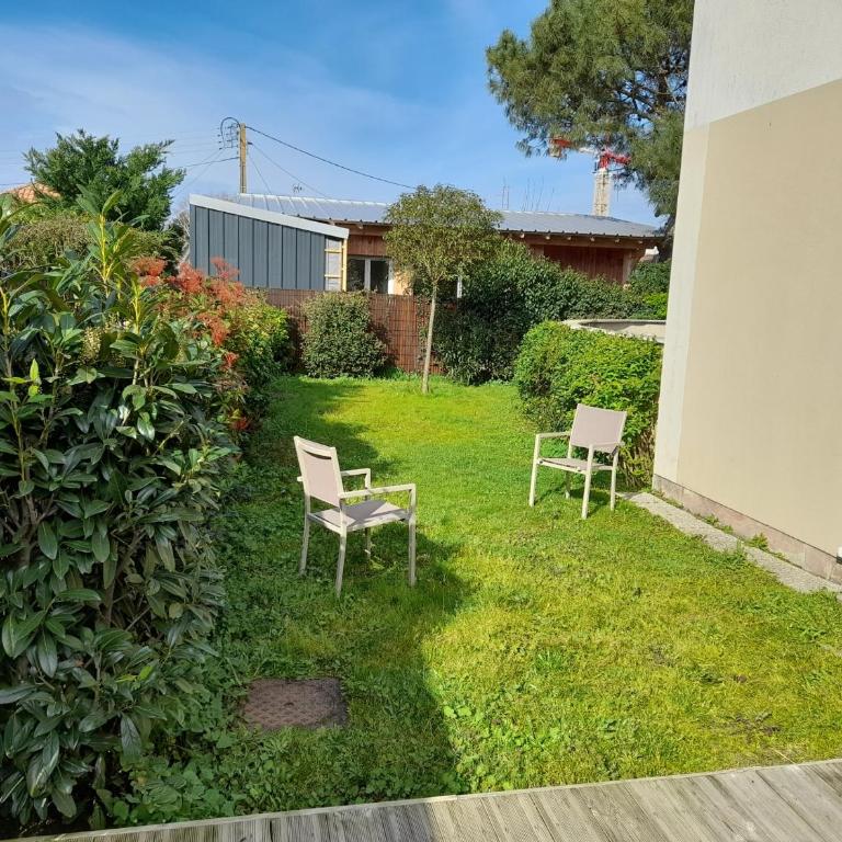 Jardin Privé et Terrasse - Appartement T2 à La Teste de Buch, Proche Plages et Activités - FR-1-319-424 - Appartement (4 Adultes) - 4