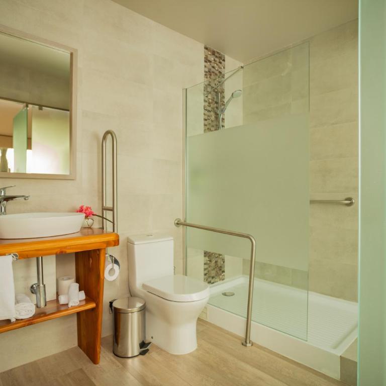 Hotel Ohana Rapa Nui - King Room with Garden View - 3