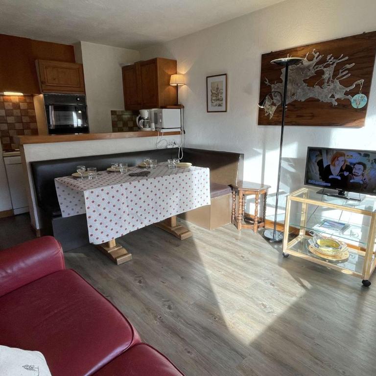 Charmant 2P cabine 35m², proche pistes et village, parking, 4 pers. - Appartement 1 Chambre - 4