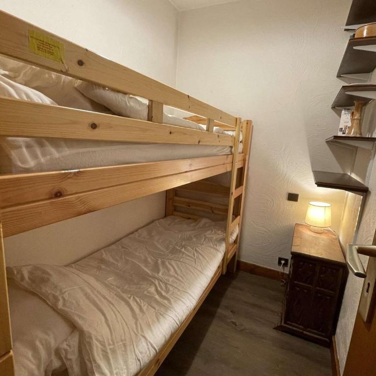 Charmant 2P cabine 35m², proche pistes et village, parking, 4 pers. - Appartement 1 Chambre - 10