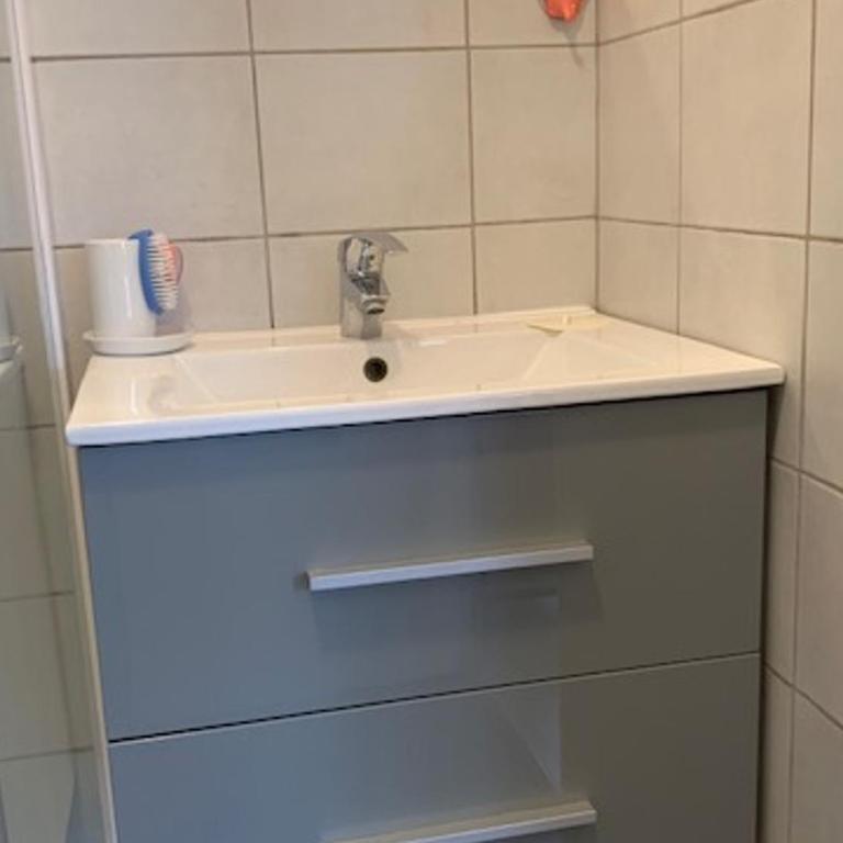 Studio à Balaruc-les-Bains, proche Thermes, avec clim et WiFi - FR-1-503-145 - Studio - 6