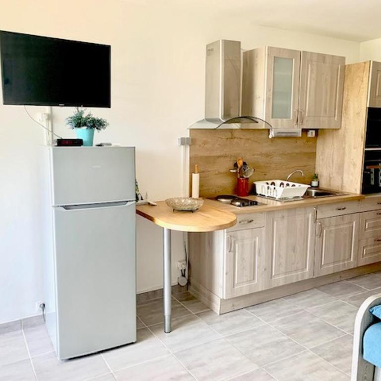 Studio cosy avec climatisation et wifi, animaux acceptés à Balaruc-les-Bains - FR-1-503-157 - Monolocale - 3
