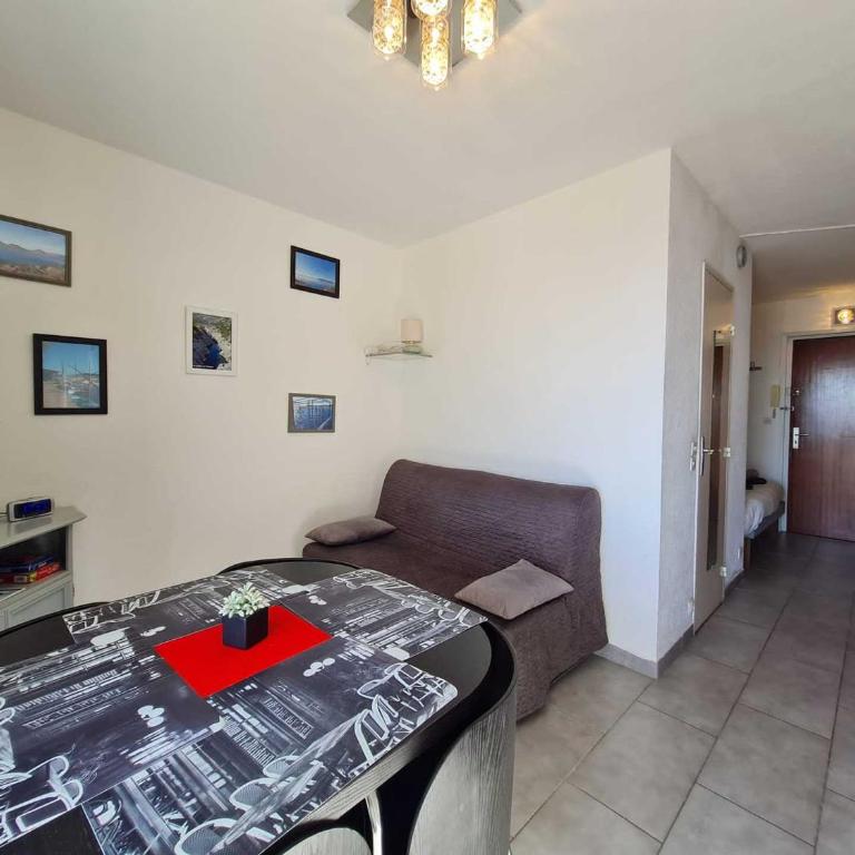 F1 avec terrasse et WiFi - Proche thermes Balaruc - FR-1-503-160 - Estudio - 2