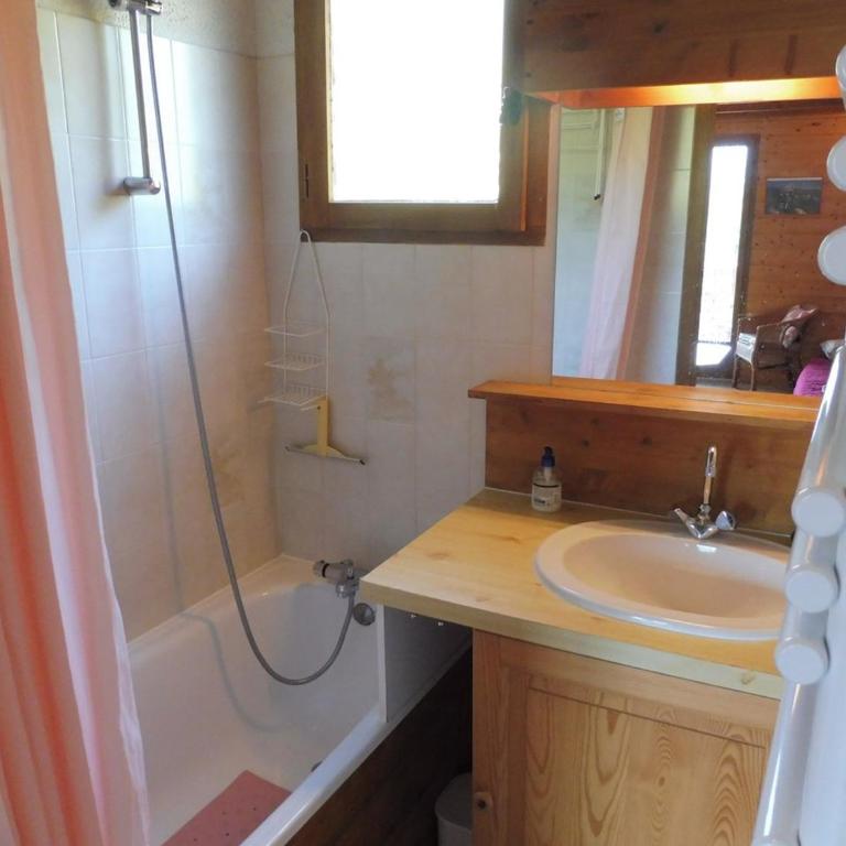 Appartement duplex cosy, 6 pers, proche pistes, garage privé, Crest-Voland - Appartement 2 Chambres - 11