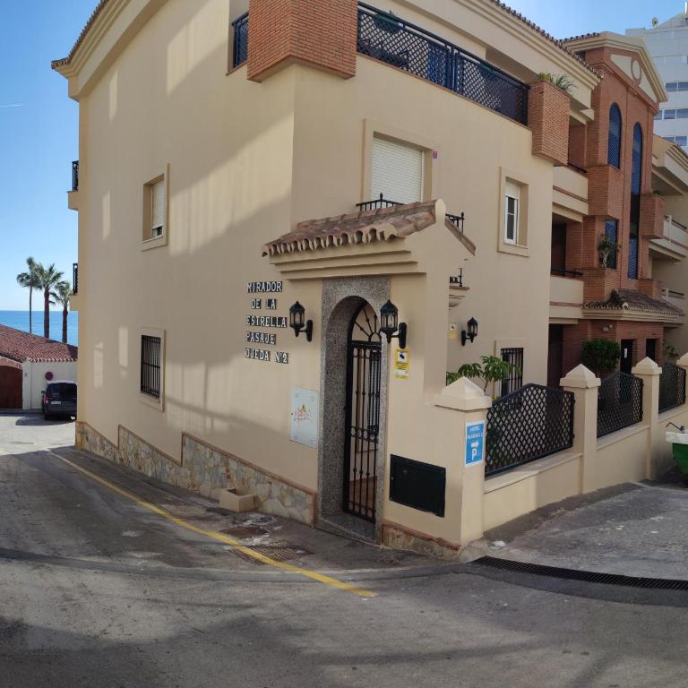 Benalmadena Beach Apartamento con Vistas al mar y Parking Privado Incluido - One-Bedroom Apartment - 38