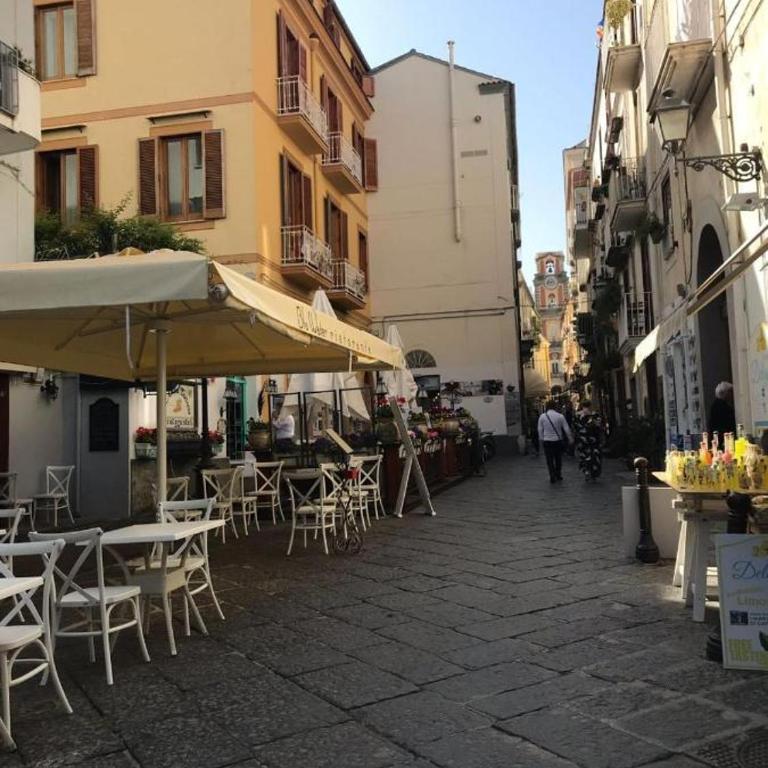Emy House Sorrento - Three-Bedroom Apartment - 25