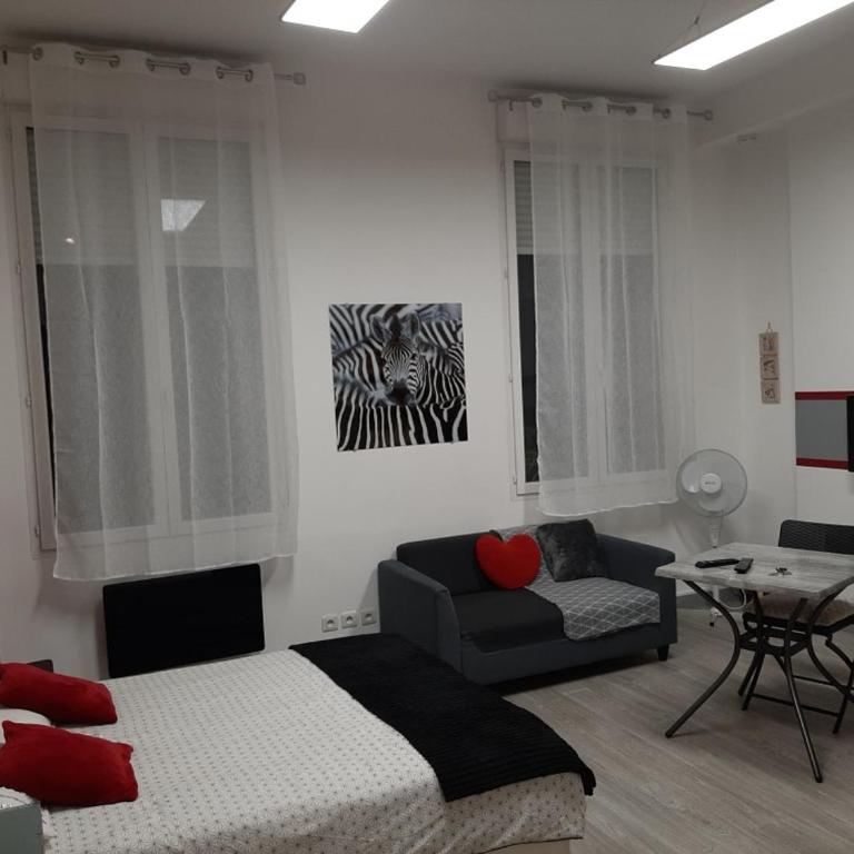 Appartement T1 Hyper Centre place de la Victoire - Studio - 3
