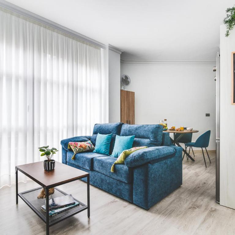 Home2Book Design Cool Center Apt Las Palmas - Two-Bedroom Apartment - 7