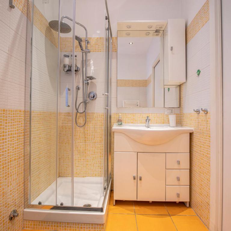 Refuge on Piazza re di Roma -Holiday Home - Appartamento con 1 Camera da Letto - 17