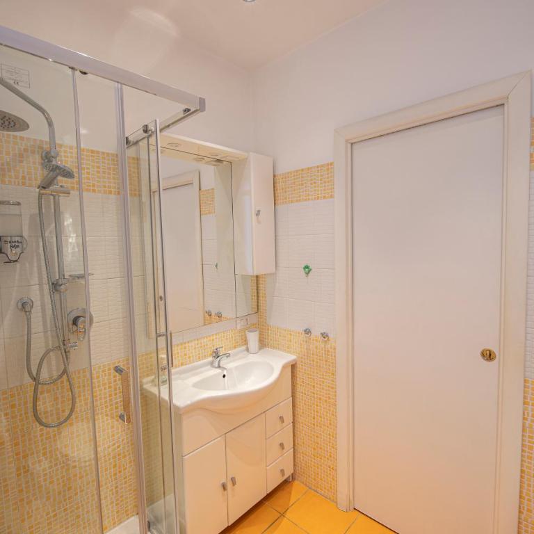 Refuge on Piazza re di Roma -Holiday Home - Appartamento con 1 Camera da Letto - 21
