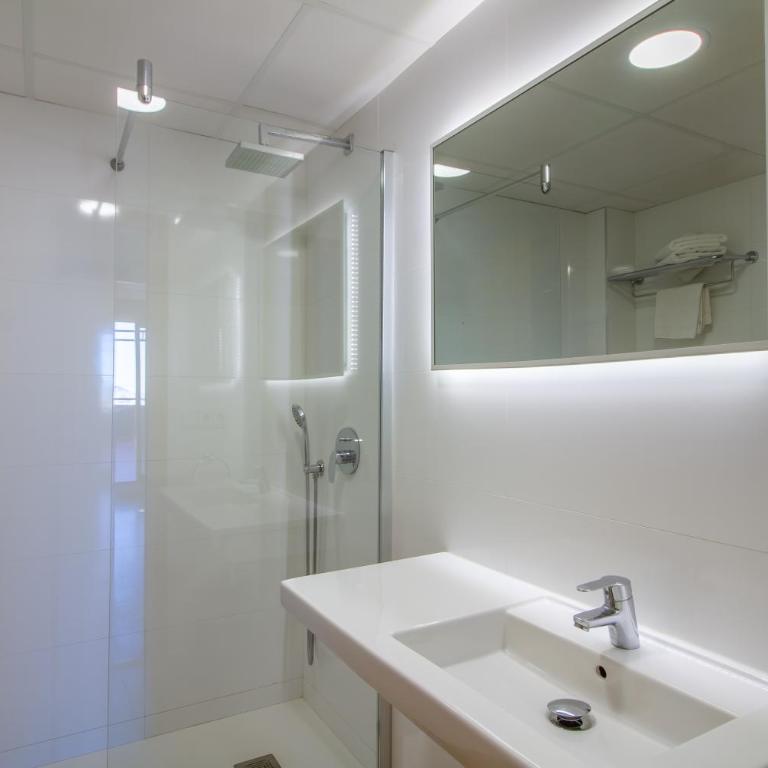 Apartamentos Michel Angelo Benidorm - Apartamento de 3 dormitorios (6-8 adultos) - Ático - 6