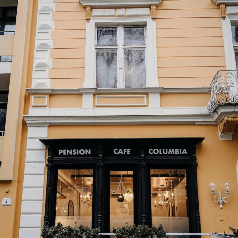 Pension COLUMBIA inkl Frühstück im Zentrum - Chambre Familiale avec Balcon 8 - 1