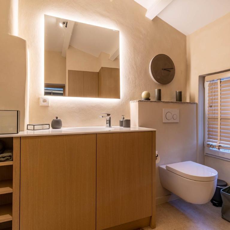 Mougins Collection - Magnifique maison au Cœur du Vieux Village de Mougins, vue sur les Alpes du Sud - Maison 1 Chambre - 10