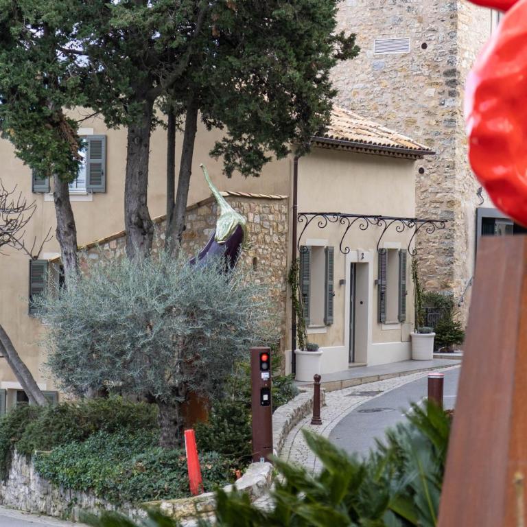 Mougins Collection - Magnifique maison au Cœur du Vieux Village de Mougins, vue sur les Alpes du Sud - Maison 1 Chambre - 27
