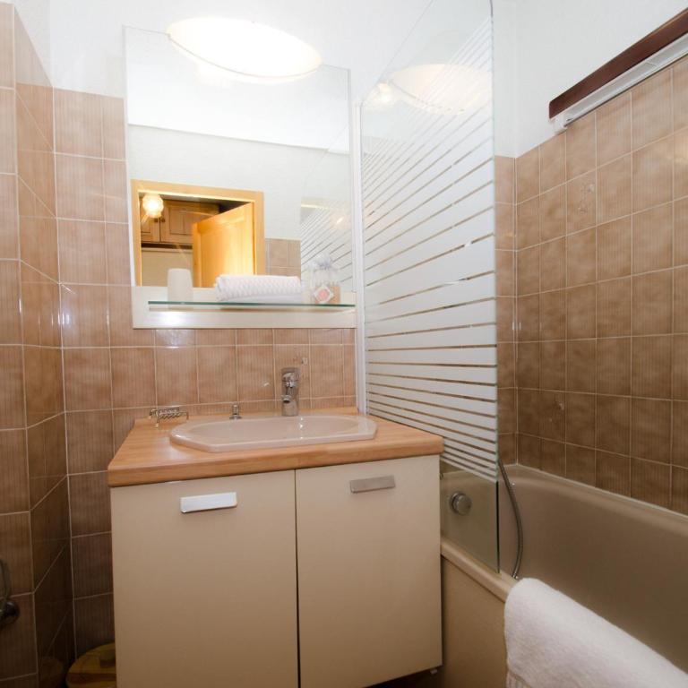 Studio cosy 3 pers, ski-in/ski-out Chamonix avec wifi et animaux admis - FR-1-343-217 - Estudio - 5