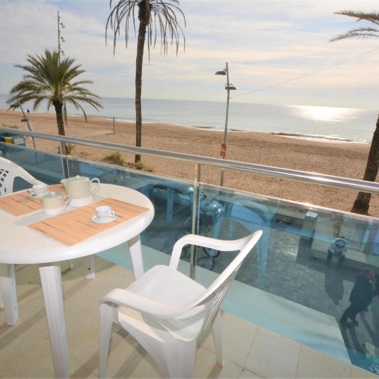 Villa Service - Papiol 1º 1ª - Apartamento - 2