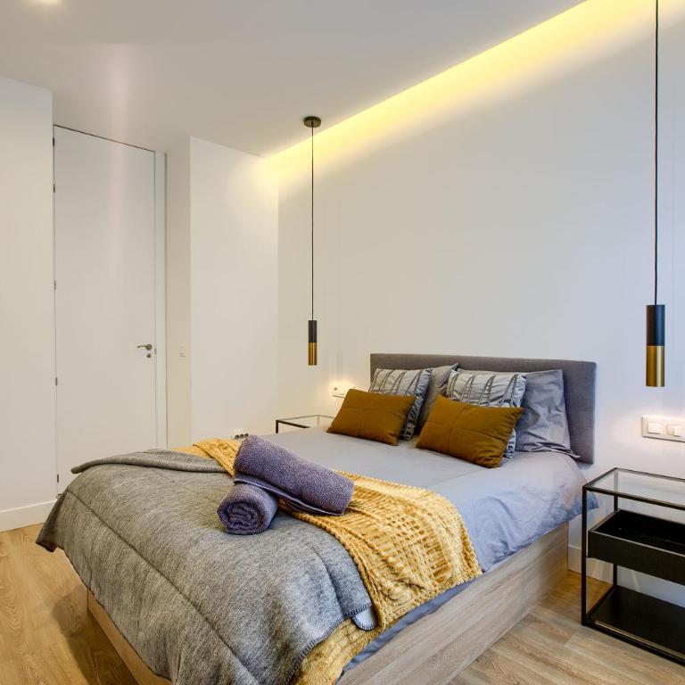 El Cielo: Lujoso Ático en Madrid Centro - Three-Bedroom Apartment - 12