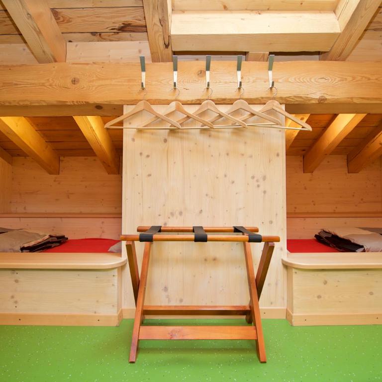 Hotel Bahnhof - Bett in einem Premium Schlafsaal für Männer und Frauen - 6