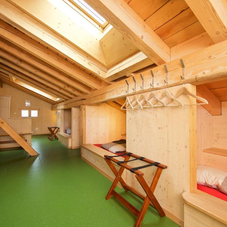 Hotel Bahnhof - Bett in einem Premium Schlafsaal für Männer und Frauen - 1