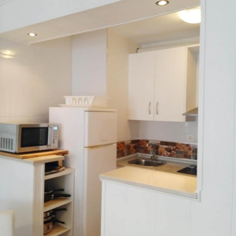 Cozy apartment Torrecilla Beach - One-Bedroom Apartment - 10