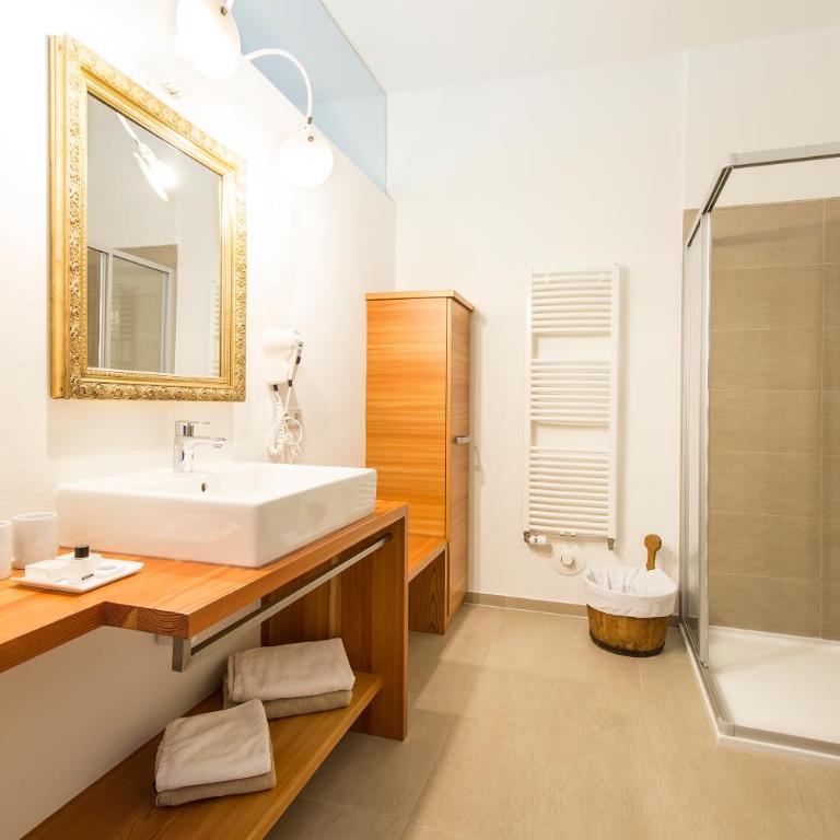 Hofbauer - Appartamento con 1 Camera da Letto, Balcone e Vista Montagna - 5