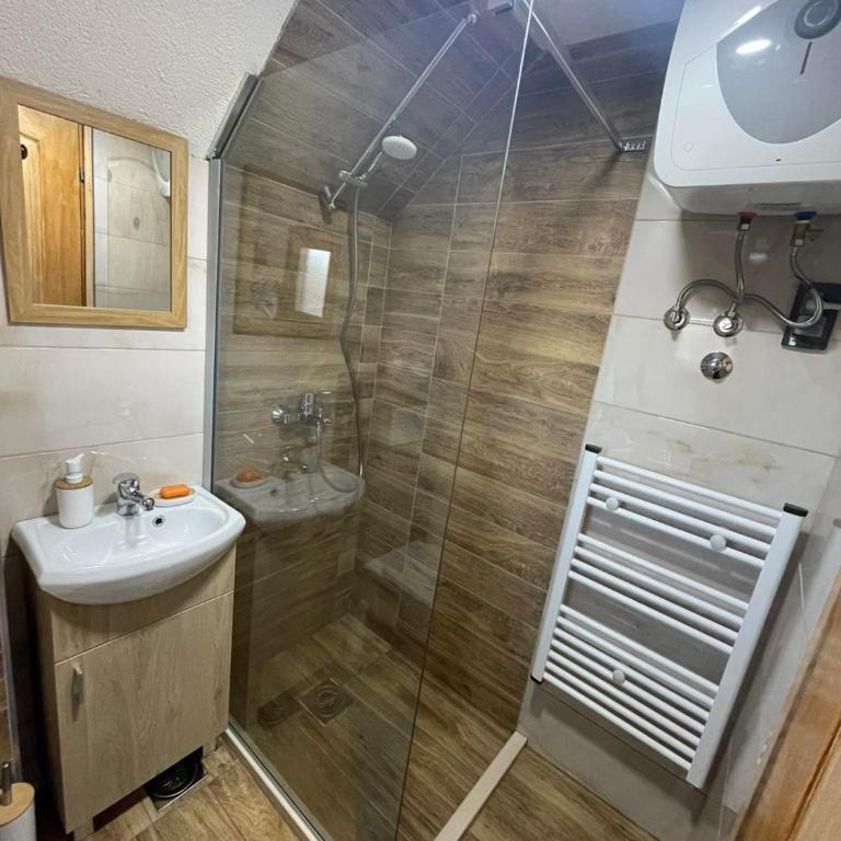 Cottage Mila - One-Bedroom Chalet - 21