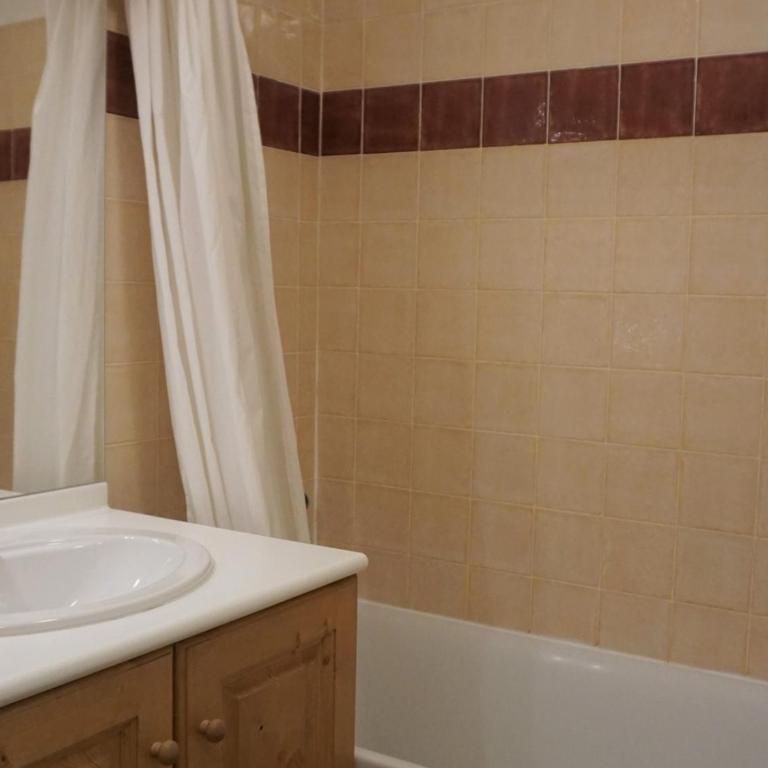 Appartement 2P Cabine, 6 pers, Parking, Wifi, Proche Pistes et Commerces à Orcières - FR-1-636-7 - Appartement (6 Adultes) - 7