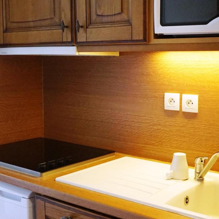Appartement 3 pièces, 6 personnes, animaux admis, parking couvert, proche pistes - FR-1-636-31 - Appartement (6 Adultes) - 5
