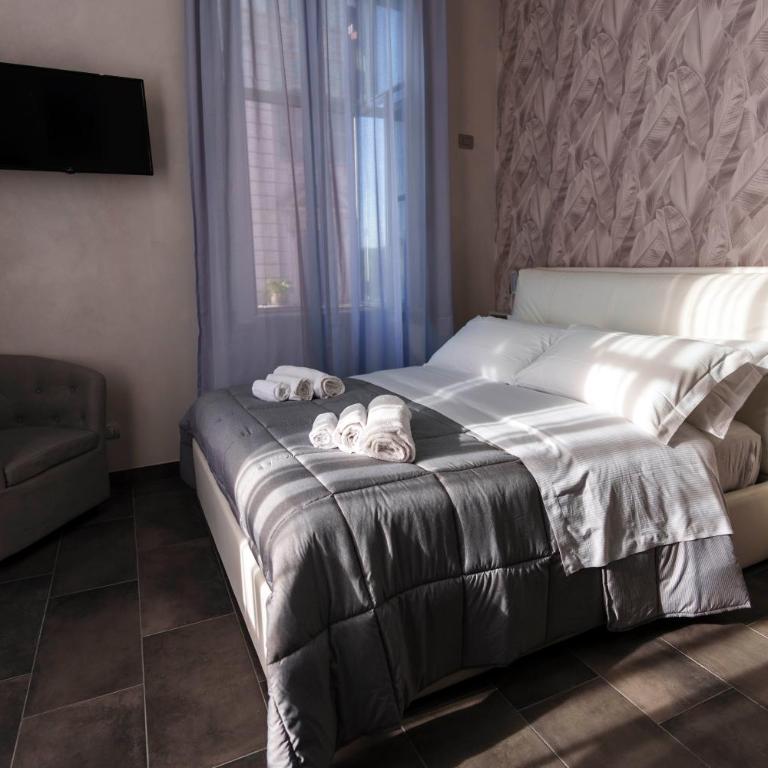 Julia Luxury Suite Rome - Camera Queen Deluxe - 5