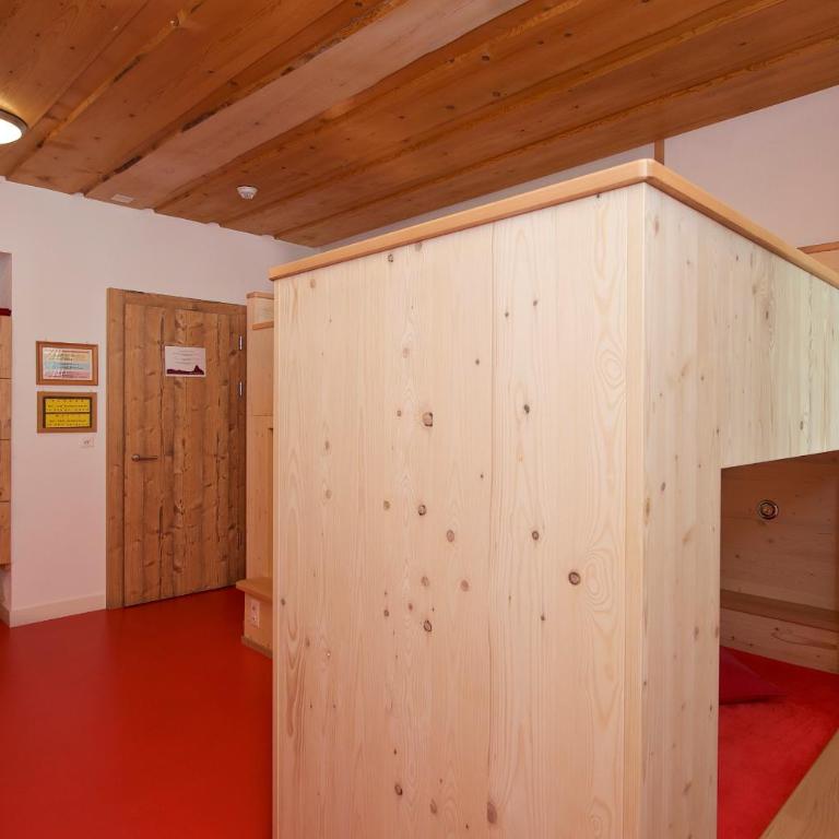 Hotel Bahnhof - Bett im Premium Schlafsaal für Frauen – NUR FÜR FRAUEN - 10