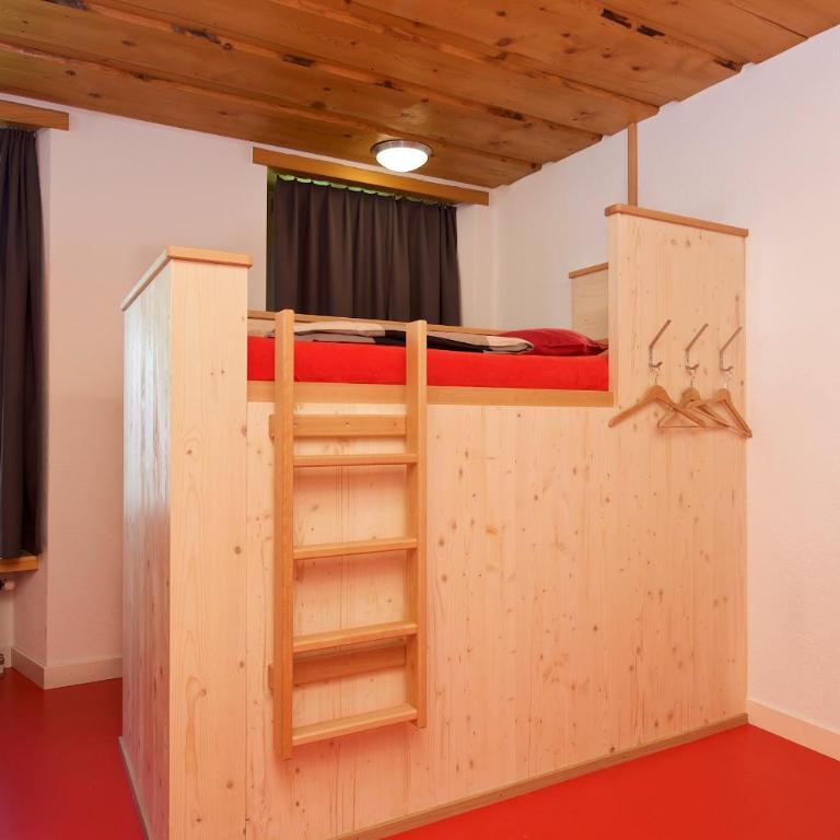 Hotel Bahnhof - Bett im Premium Schlafsaal für Frauen – NUR FÜR FRAUEN - 9