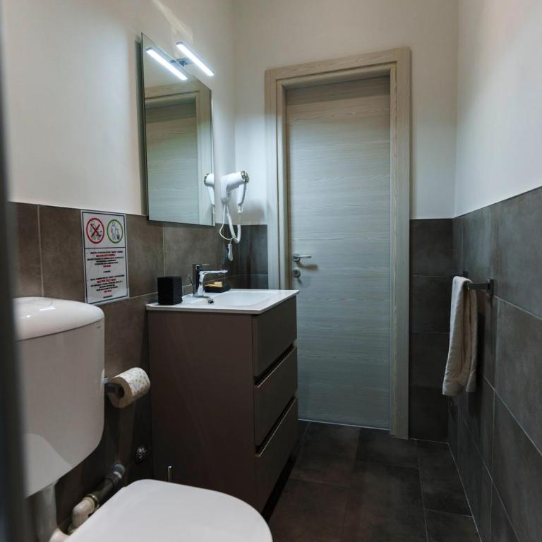 Julia Luxury Suite Rome - Camera Queen Deluxe - 16