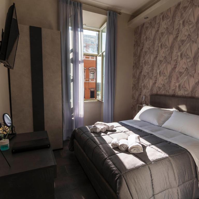 Julia Luxury Suite Rome - Camera Matrimoniale Deluxe - 15