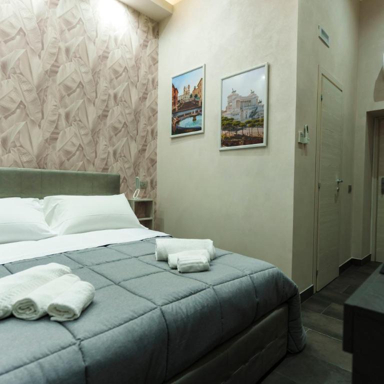 Julia Luxury Suite Rome - Camera Matrimoniale Deluxe - 14