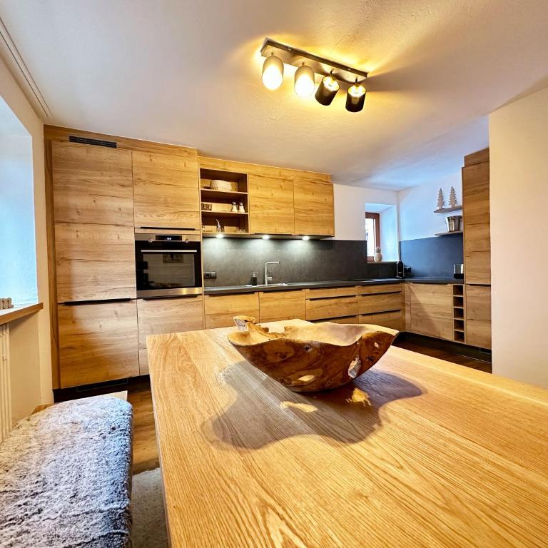 Mountain Lodge Sölden - Ski in Bike out Chalet - Chalet with 7 bedrooms - 6
