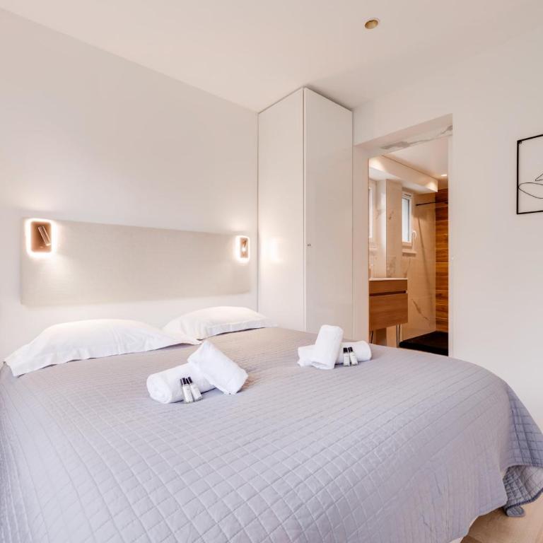 Le Veyrier - Nice Studio near the lake and the Old Town - Apartment - 11