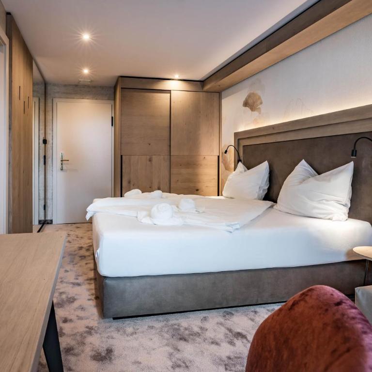 Hotel Gasthof Brücke - Doppelzimmer mit Balkon - 8