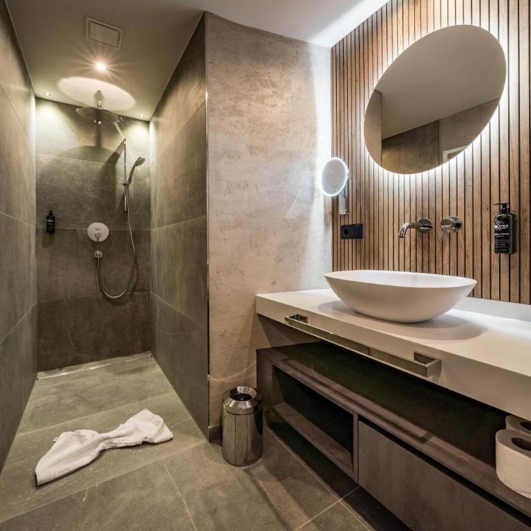 Hotel Gasthof Brücke - Doppelzimmer mit Balkon - 7