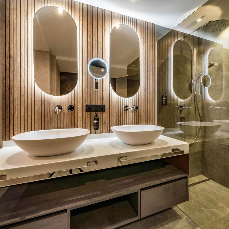 Hotel Gasthof Brücke - Doppelzimmer mit Balkon - 1