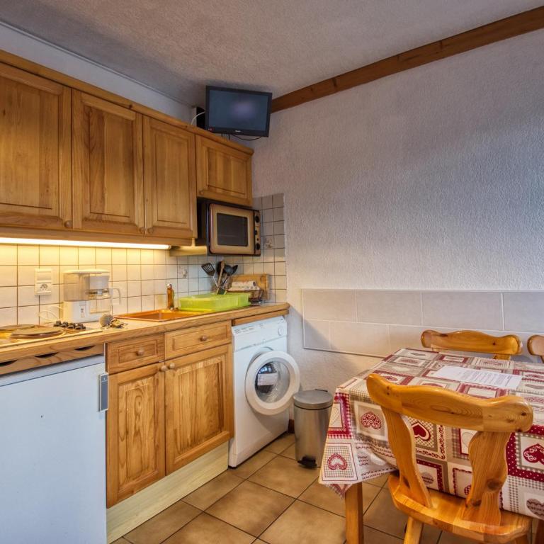 Appartement cozy 4 pers près télécabine avec terrasse - Appartamento con 1 Camera da Letto - 1