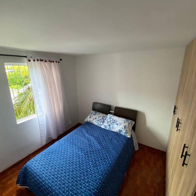 Privado y comodo, amoblado apartamento, Roldanillo - Habitación Doble con baño privado - 2