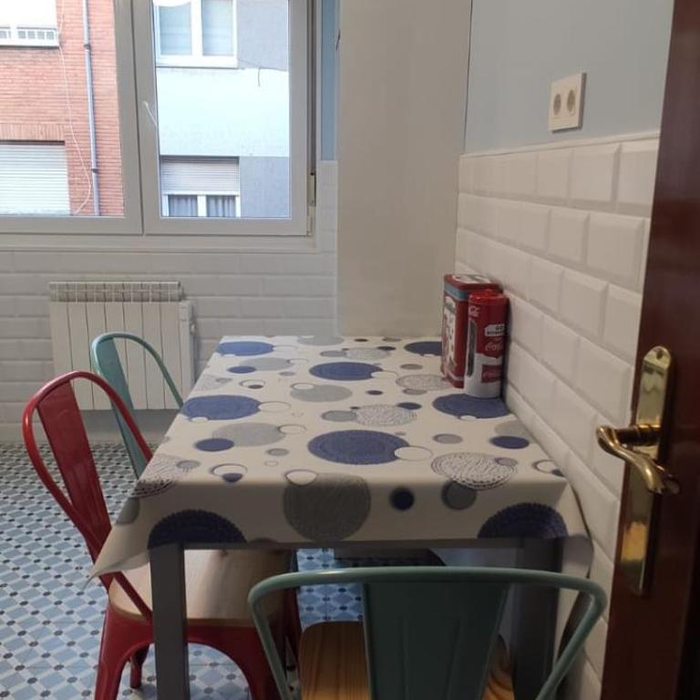 Precioso piso totalmente reformado. - Apartamento de 3 dormitorios - 10