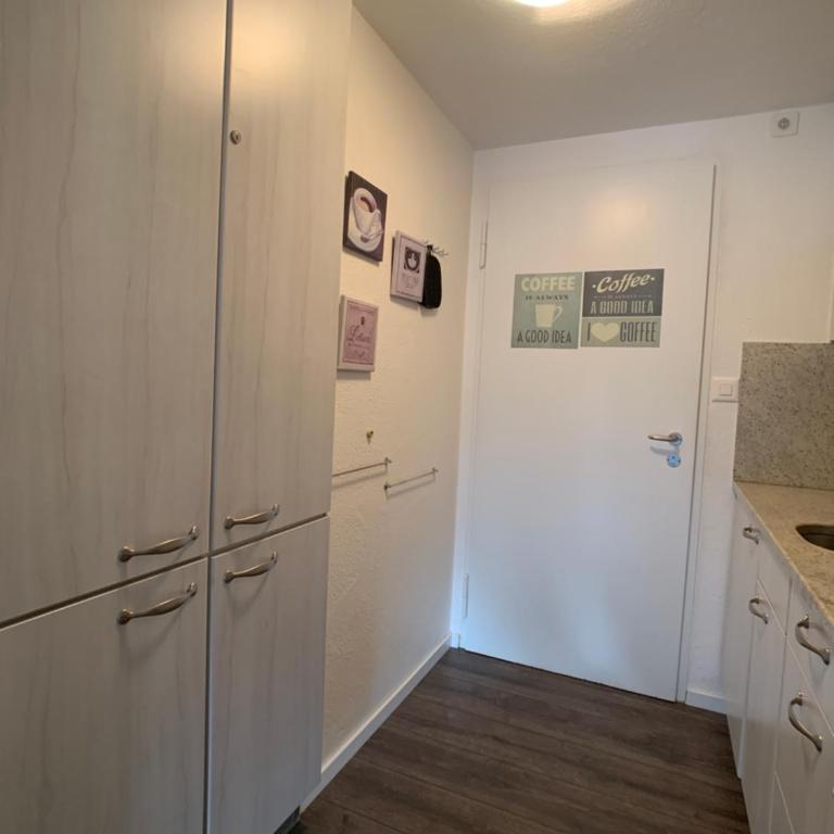 4 Min walking to Congress Center Zentral wohnen, ankommen, heimeliges ruhiges Studio mitten in Davos - Apartment mit 1 Schlafzimmer - 12