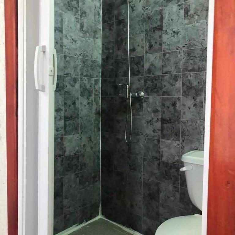 Hostal el Idilio - Family Room - 3
