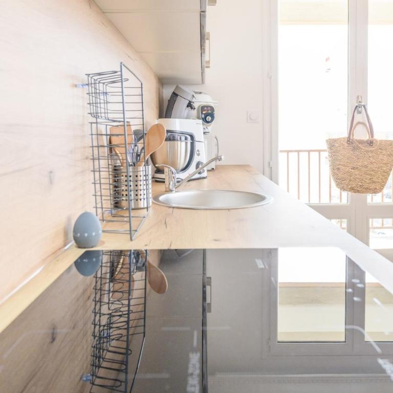 Magnificent apartment, 4 bedrooms, fiber wifi - Appartement - 25