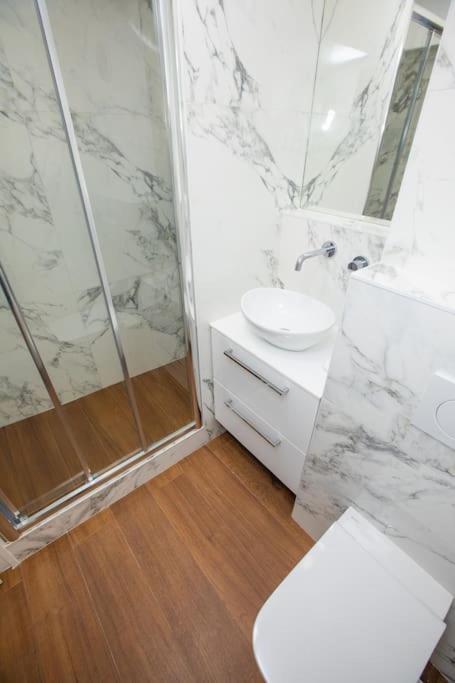 Penthouse Exceptionnel vue Mer proche Monaco - Appartement 2 Chambres - 21