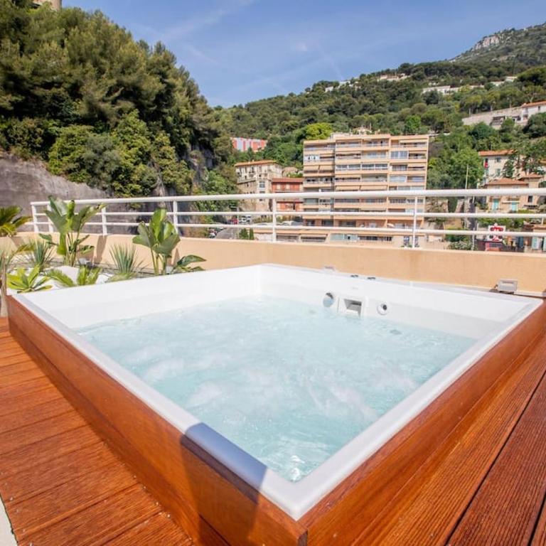Penthouse Exceptionnel vue Mer proche Monaco - Appartement 2 Chambres - 10